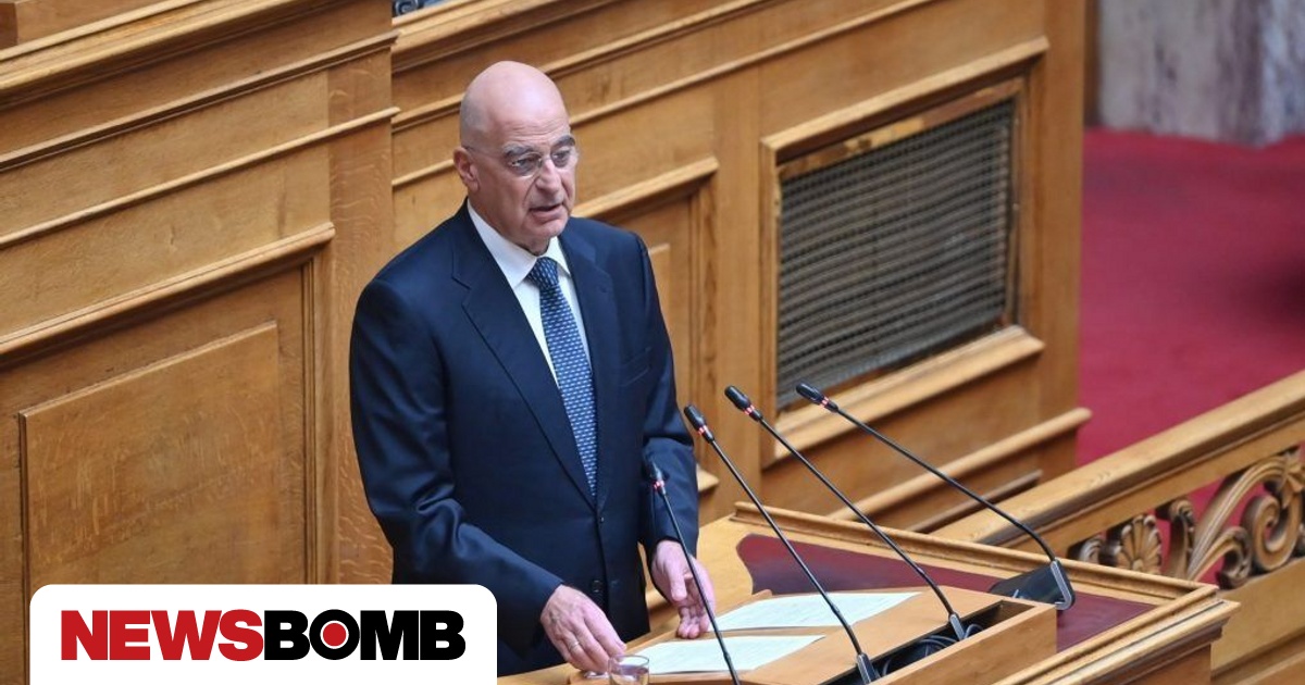 Defence Min Dendias visits Serbian President’s Vucic family home