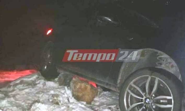 Τρομακτικό ατύχημα στα Γιάννενα: Κρέμονταν με το ΙΧ τους στον γκρεμό