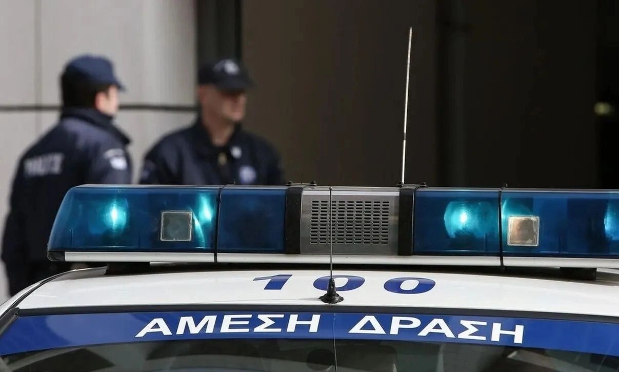 Ηλιούπολη: 13χρονα εντοπίστηκαν σε κατάσταση μέθης σε πλατεία - Συνελήφθησαν οι γονείς τους