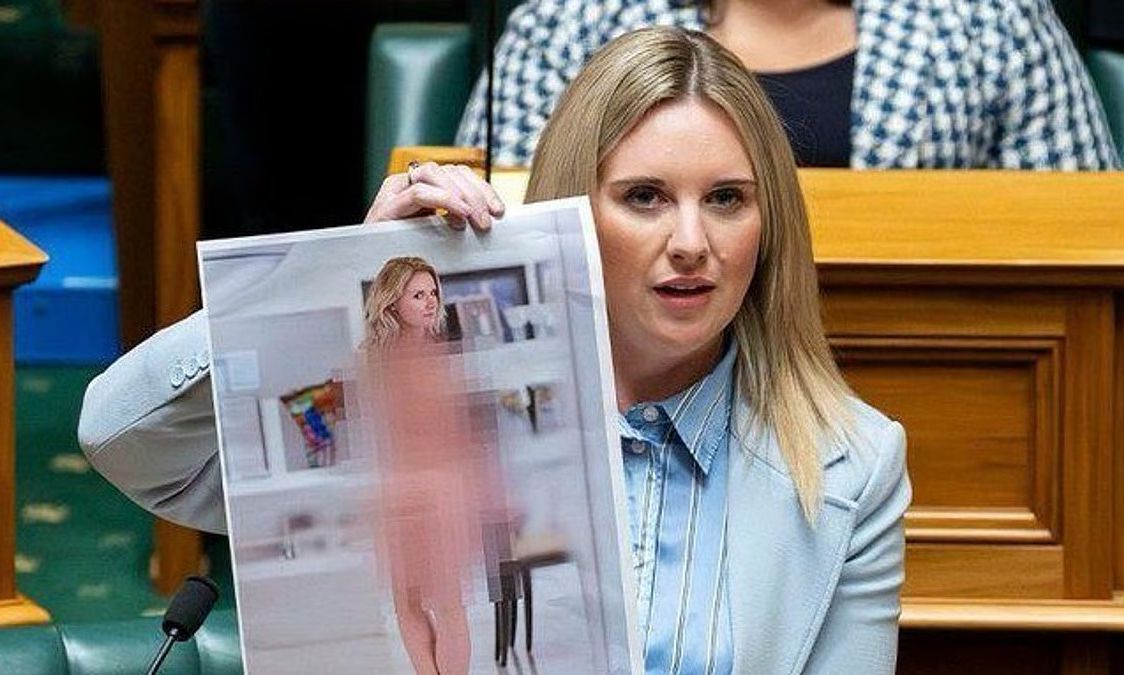 Νέα Ζηλανδία: Βουλευτής έδειξε deepfake γυμνή φωτογραφία της μέσα στο κοινοβούλιο