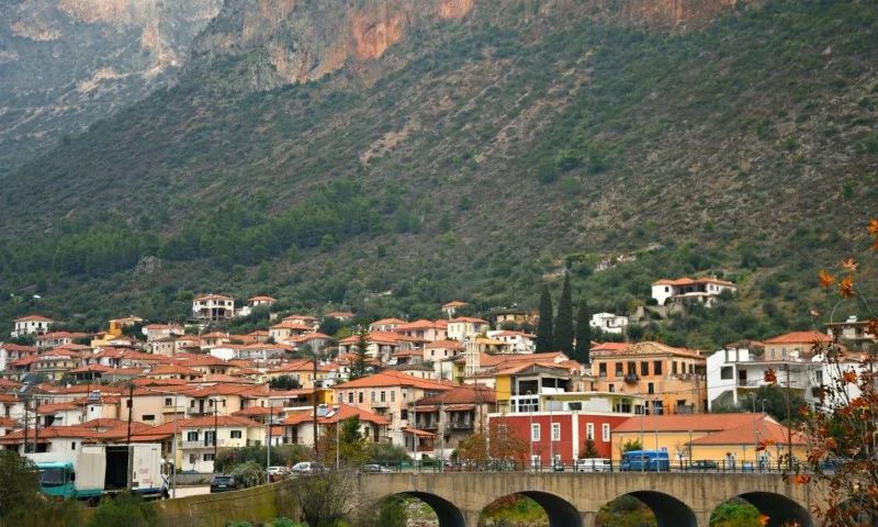 Τα τσακώνικα της Κυνουρίας: Μία σπάνια αρχαιοελληνική διάλεκτος και η προσπάθεια διαφύλαξής της
