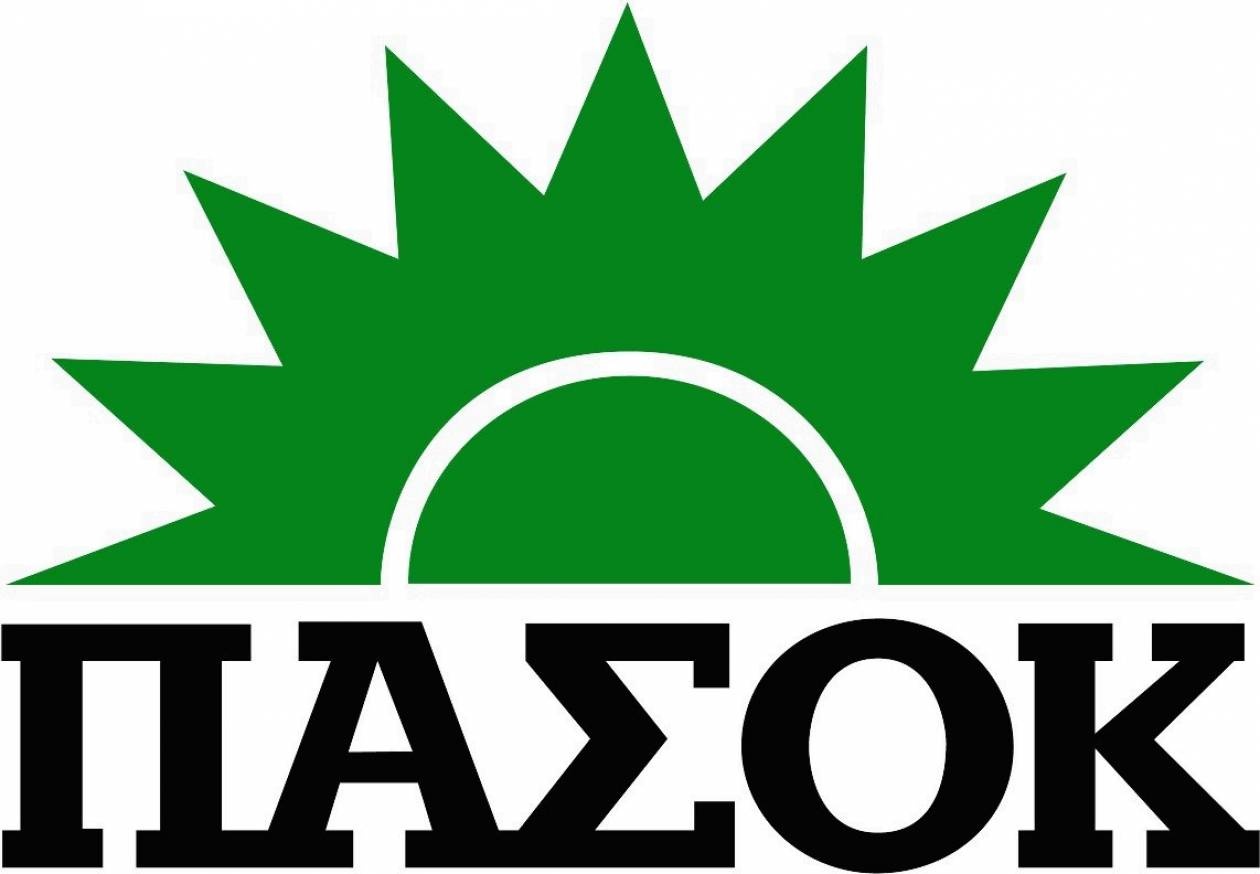 Με την πλάτη στον τοίχο η κυβέρνηση