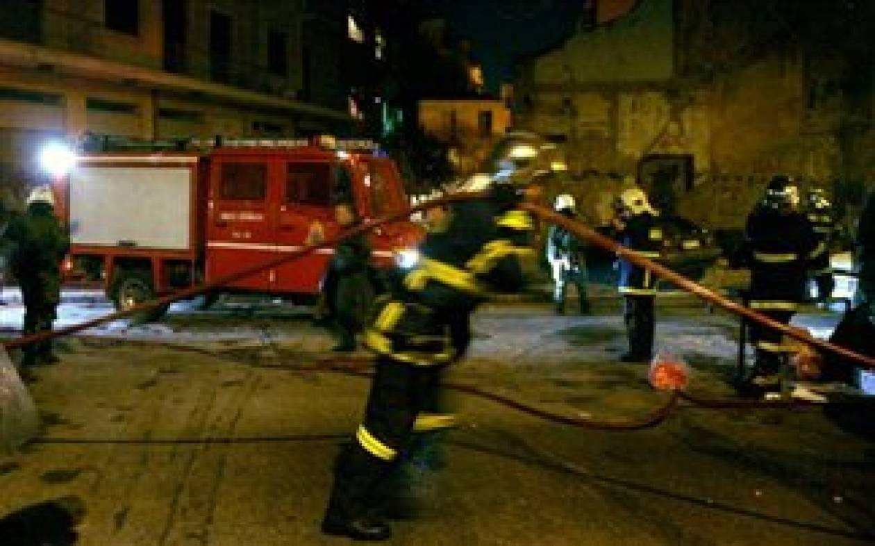 Έκαναν στάχτη κατάστημα ψιλικών