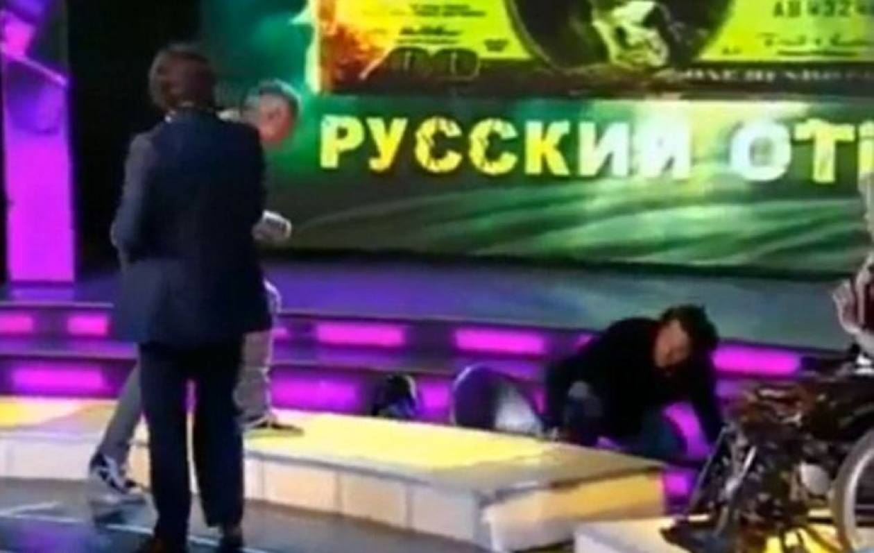 Ο Λεμπέντεφ «πυγμάχος» σε τηλεοπτικό πλατό