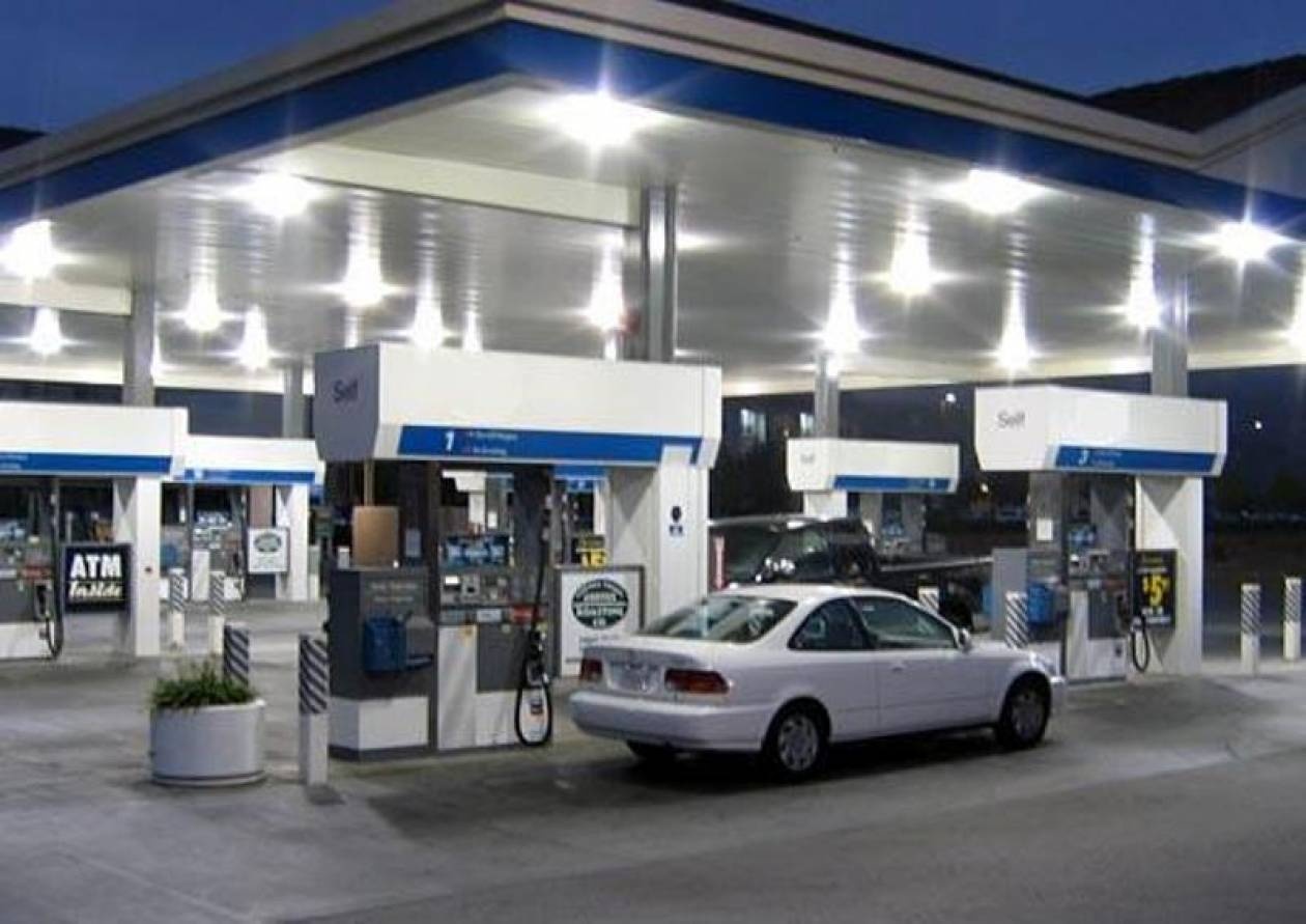 Πήγαν για βενζίνη και πήραν το ταμείο