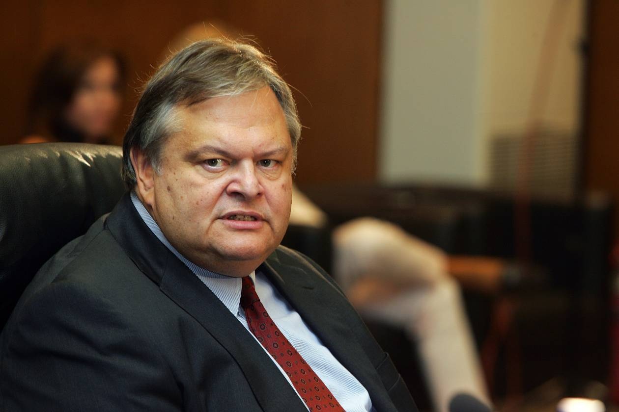 Η ύποπτη σιωπή του Ευάγγελου Βενιζέλου
