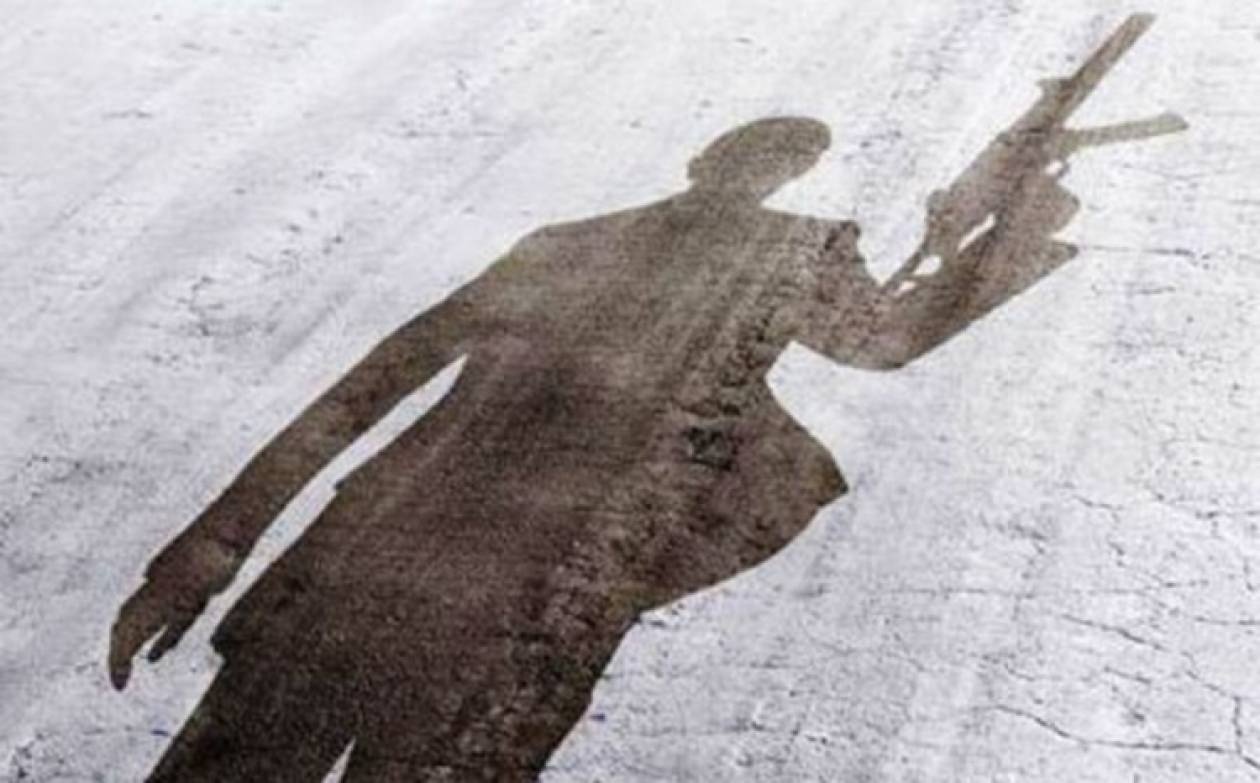 Τρόμος από τη συμμορία με τα καλάσνικοφ
