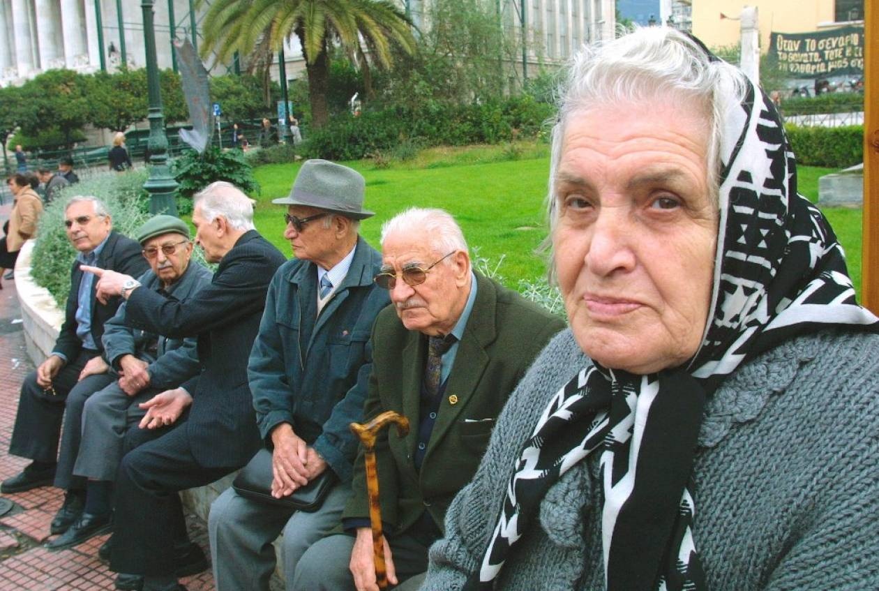 Στον αέρα 900.000 συντάξεις του ΙΚΑ