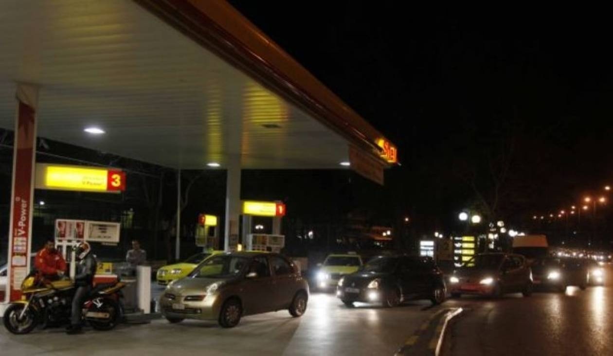 Ληστεία και πυροβολισμοί σε βενζινάδικο στην Εθνική Οδό