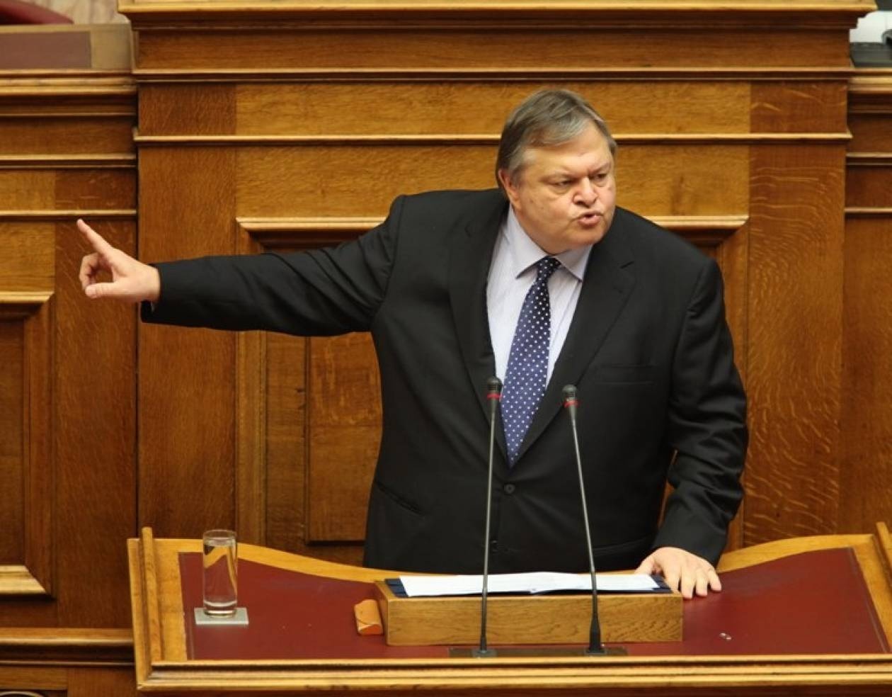 Ο Βενιζέλος προσεγγίζει την Κατσέλη