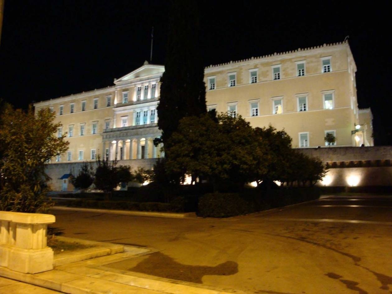 «Χορός» ονομάτων για τη νέα κυβέρνηση
