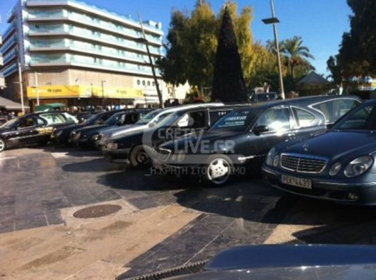 Πορεία διαμαρτυρίας από …νεκροφόρες!