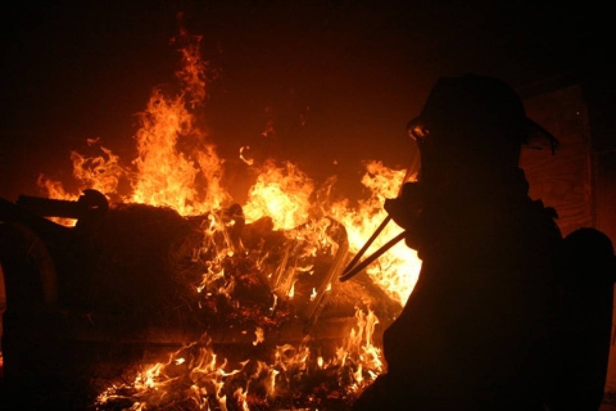 «Λαμπάδιασε» μονοκατοικία στο Μαντούδι