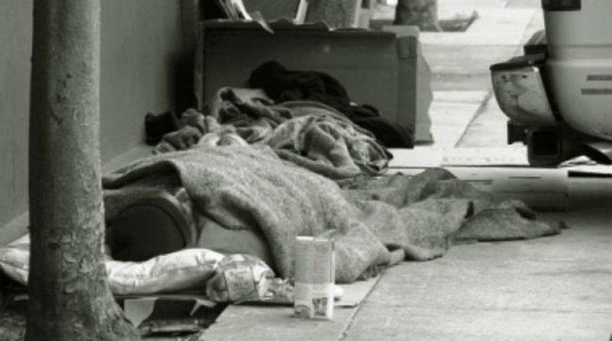 Η Θεσσαλονίκη «αγκαλιάζει» τους άστεγους