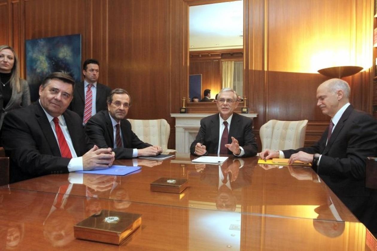Δυσαρέσκεια Παπαδήμου για βουλευτές