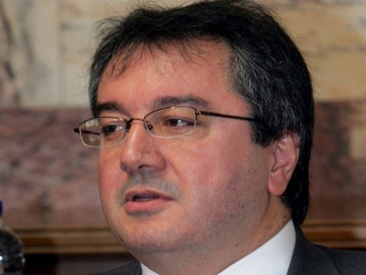 Μόσιαλος κατά της διατήρησης της ΕΤ1