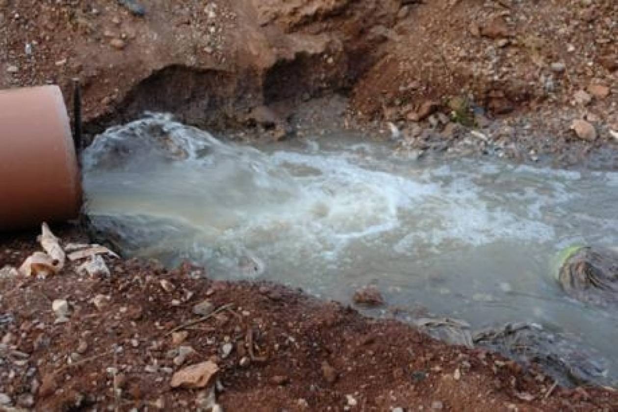 Ρέθυμνο: Λύματα κατέληγαν στη θάλασσα