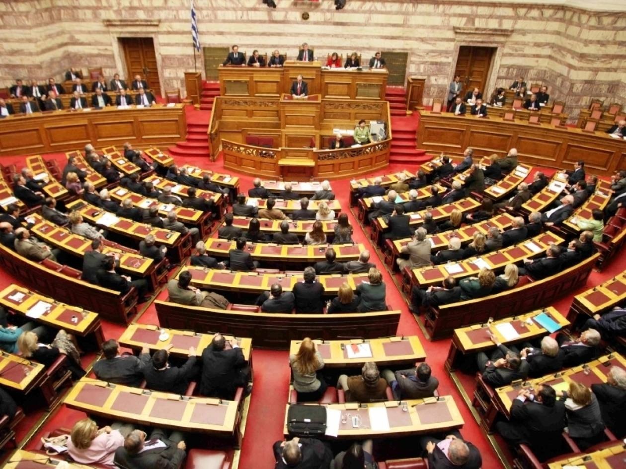 Με σπασμένα φρένα ΠΑΣΟΚ και ΝΔ