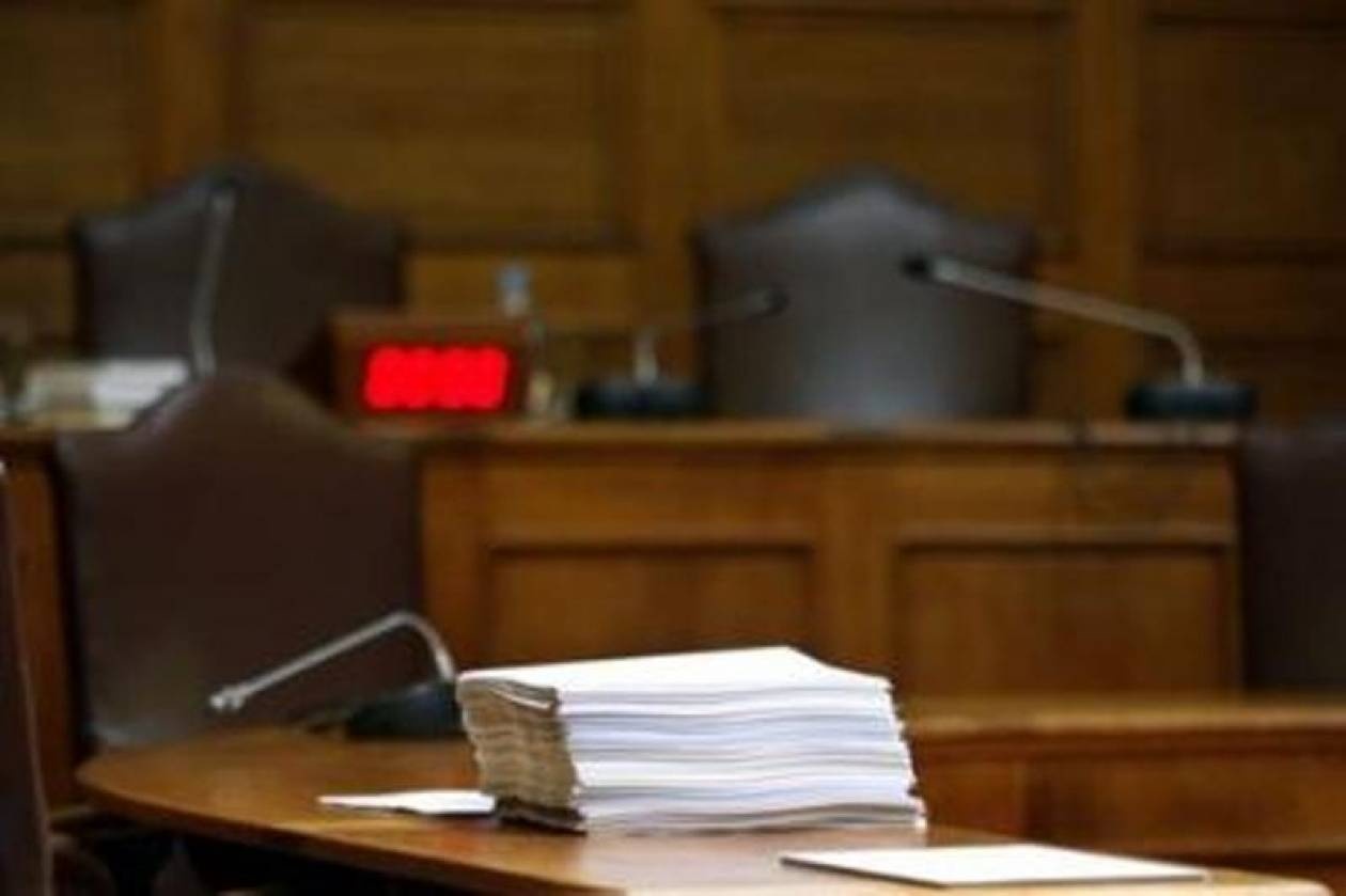 Συνεδριάζει η εξεταστική για το έλλειμμα