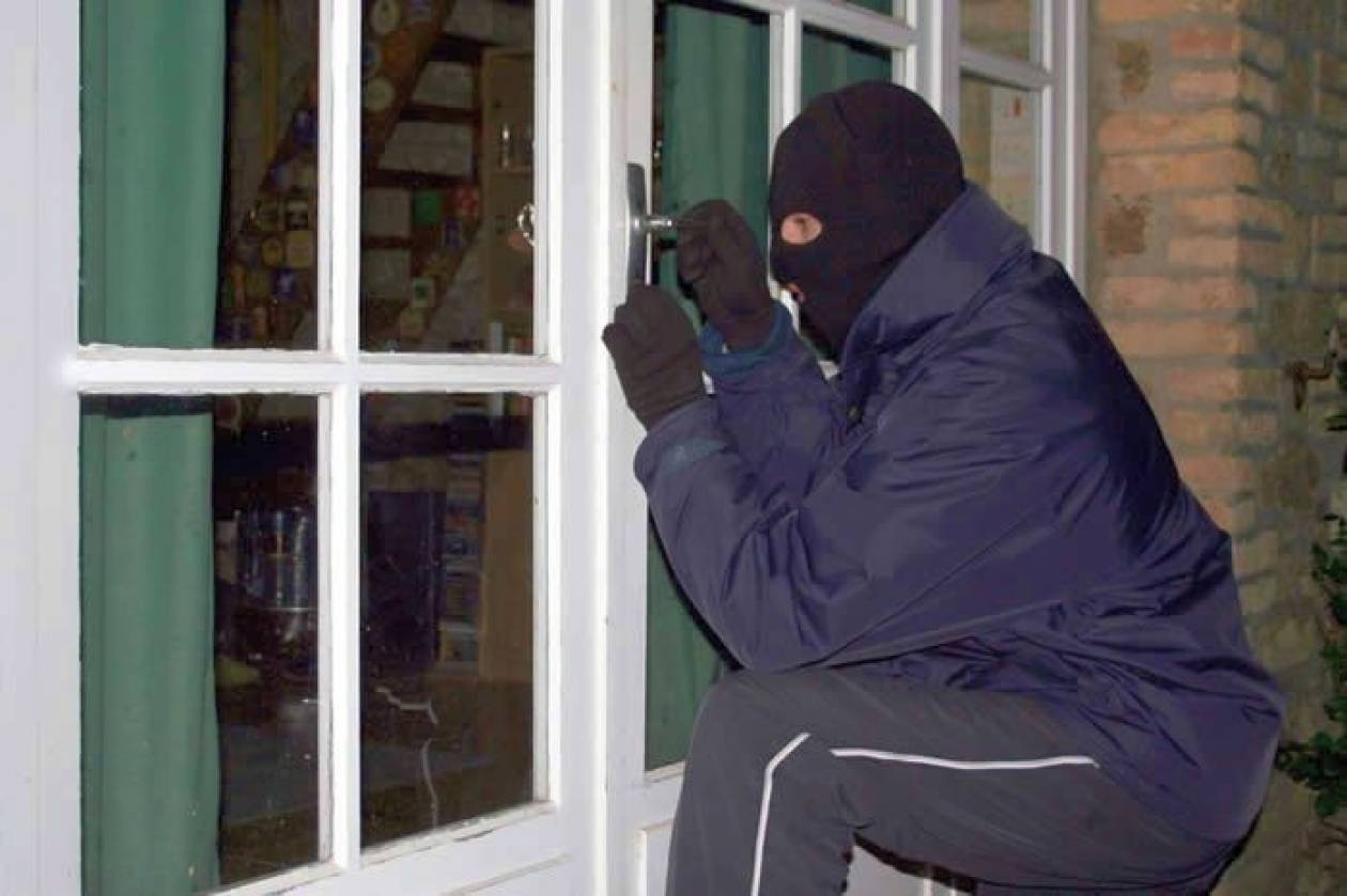 Ληστεία σε μονοκατοικία στον Άγιο Στέφανο