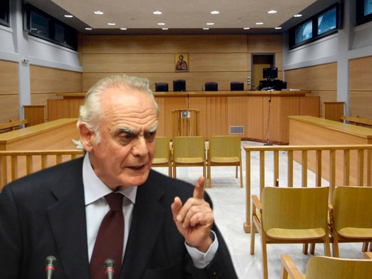 Εδώλιο για Άκη λόγω πόθεν έσχες