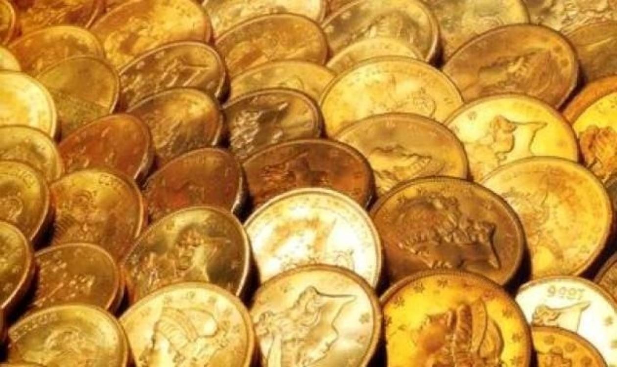 Την ώρα του Επιταφίου, έκλεβαν λίρες