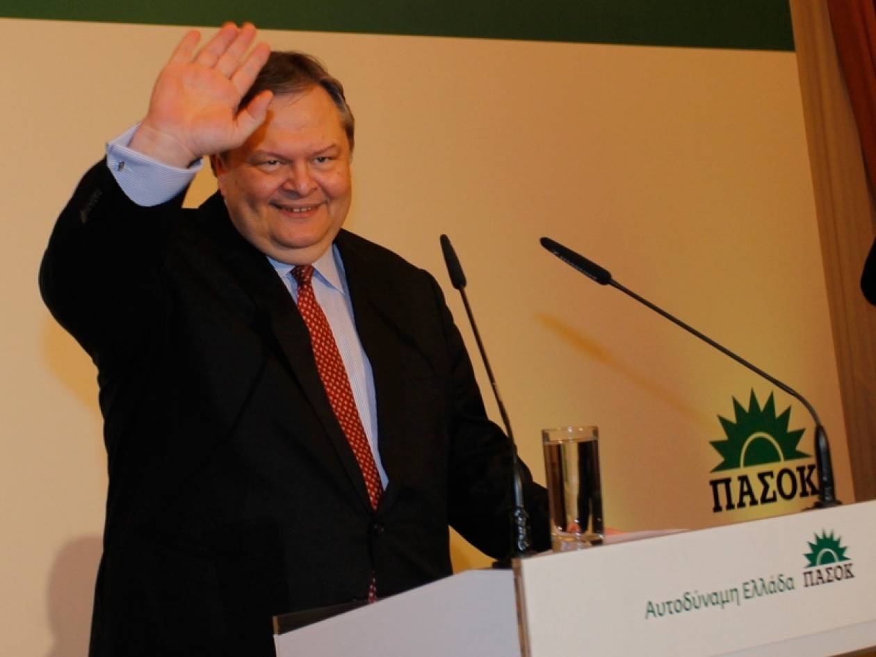 Χωρίς παροχές η τακτική Βενιζέλου