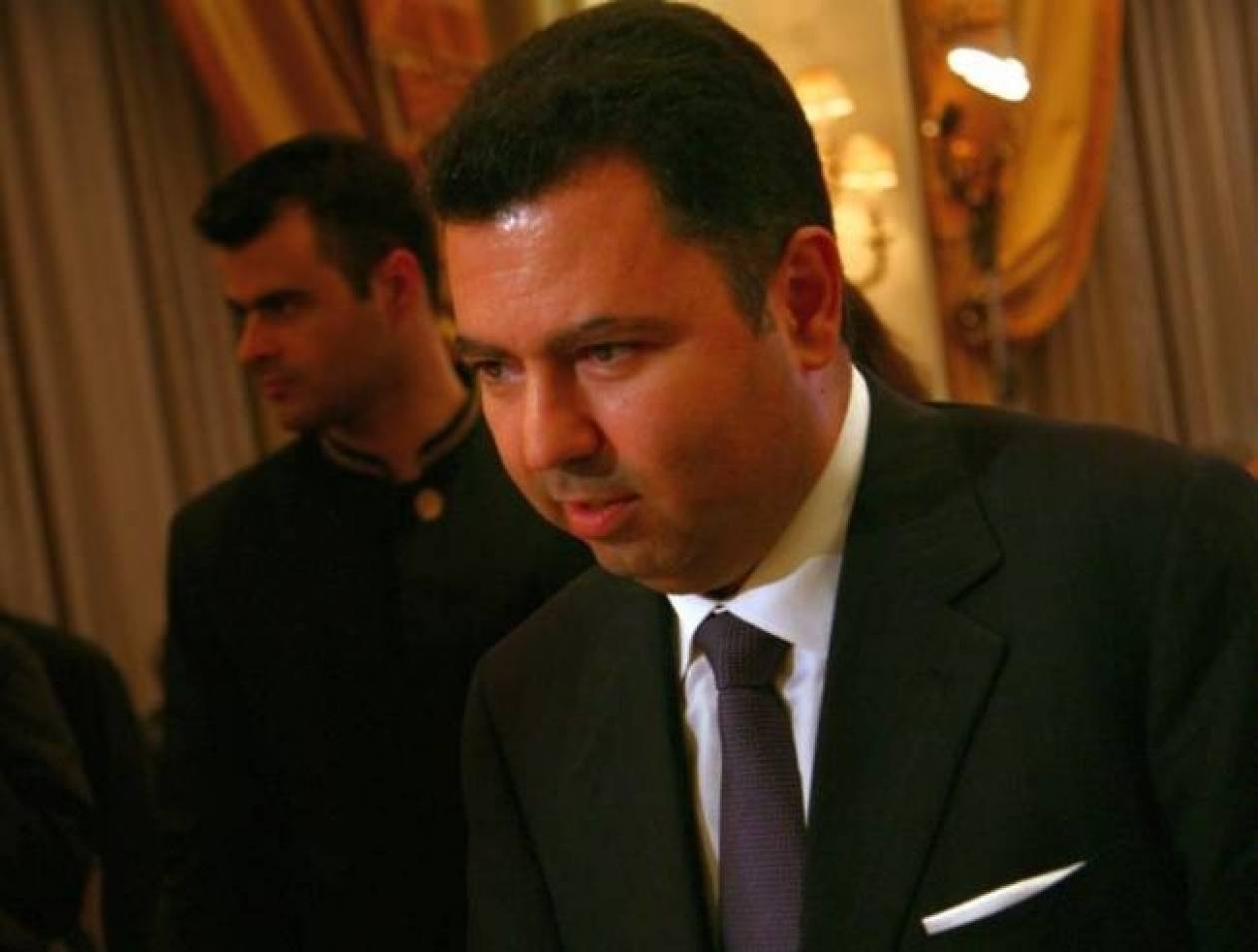 Τέσσερα ερωτήματα για τον Λαυρεντιάδη