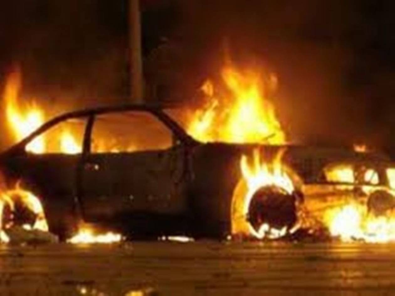 Στις φλόγες όχημα στα Βριλήσσια