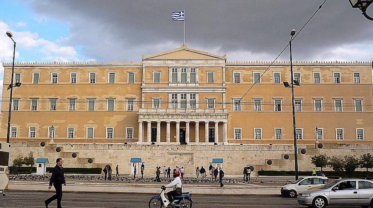 Απειλή για βόμβα στη Βουλή!