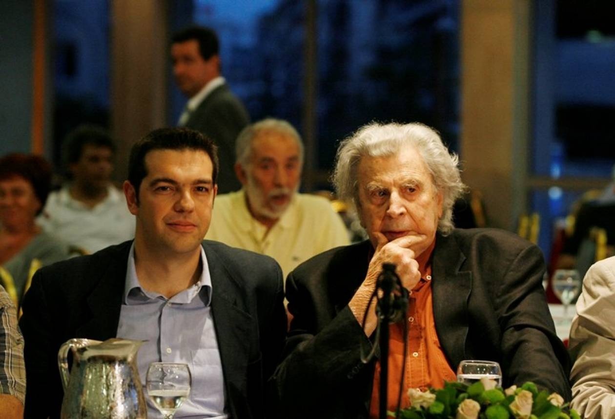 Επίθεση Μ. Θεοδωράκη στον Α. Τσίπρα