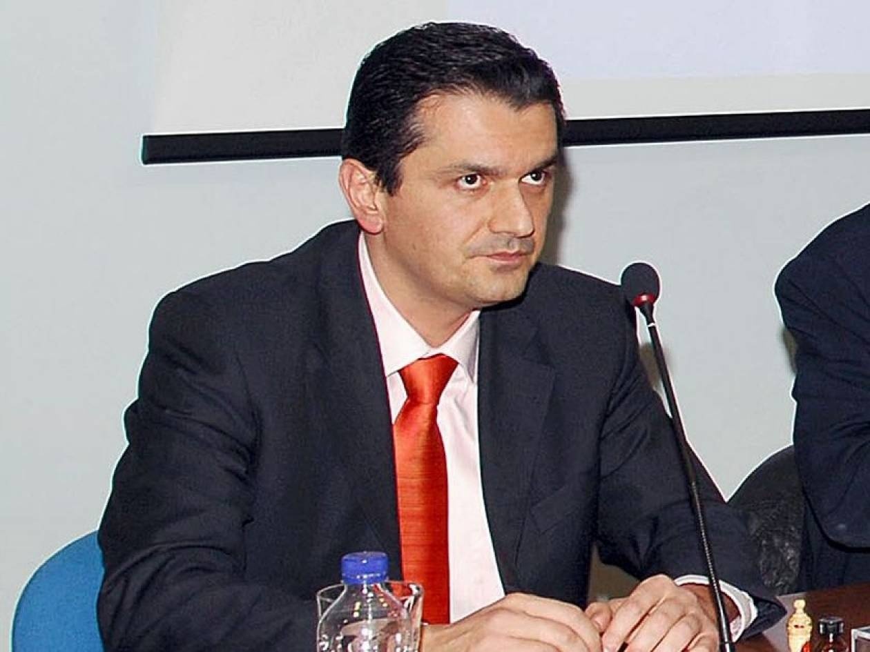 Βίντεο: «Την έπεσαν» σε βουλευτή της Ν.Δ