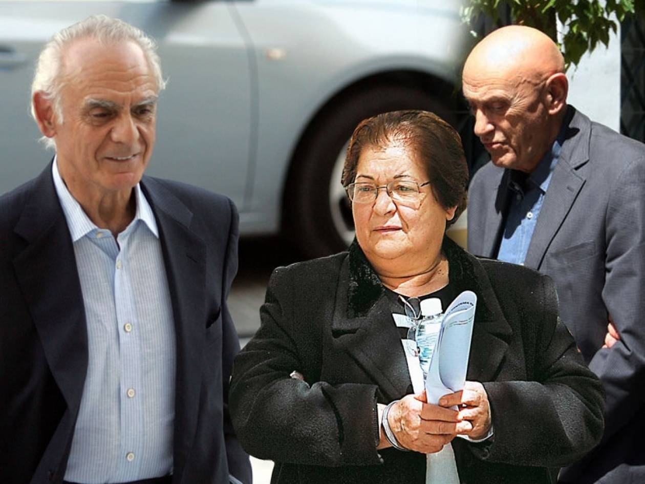 «Έκαψε» τον Άκη και η λογίστριά του