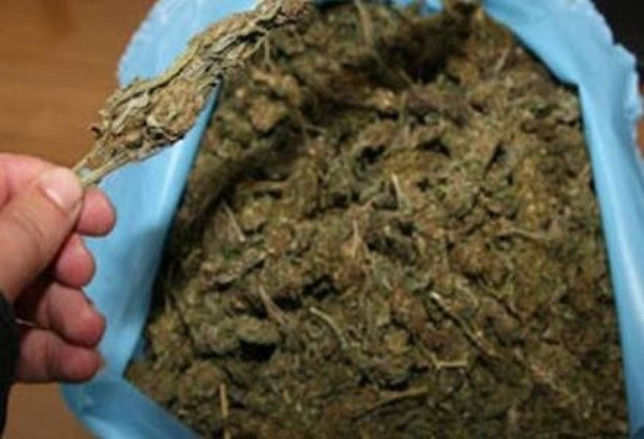 Παράτησε το αυτοκίνητο... με 159 κιλά κάνναβη