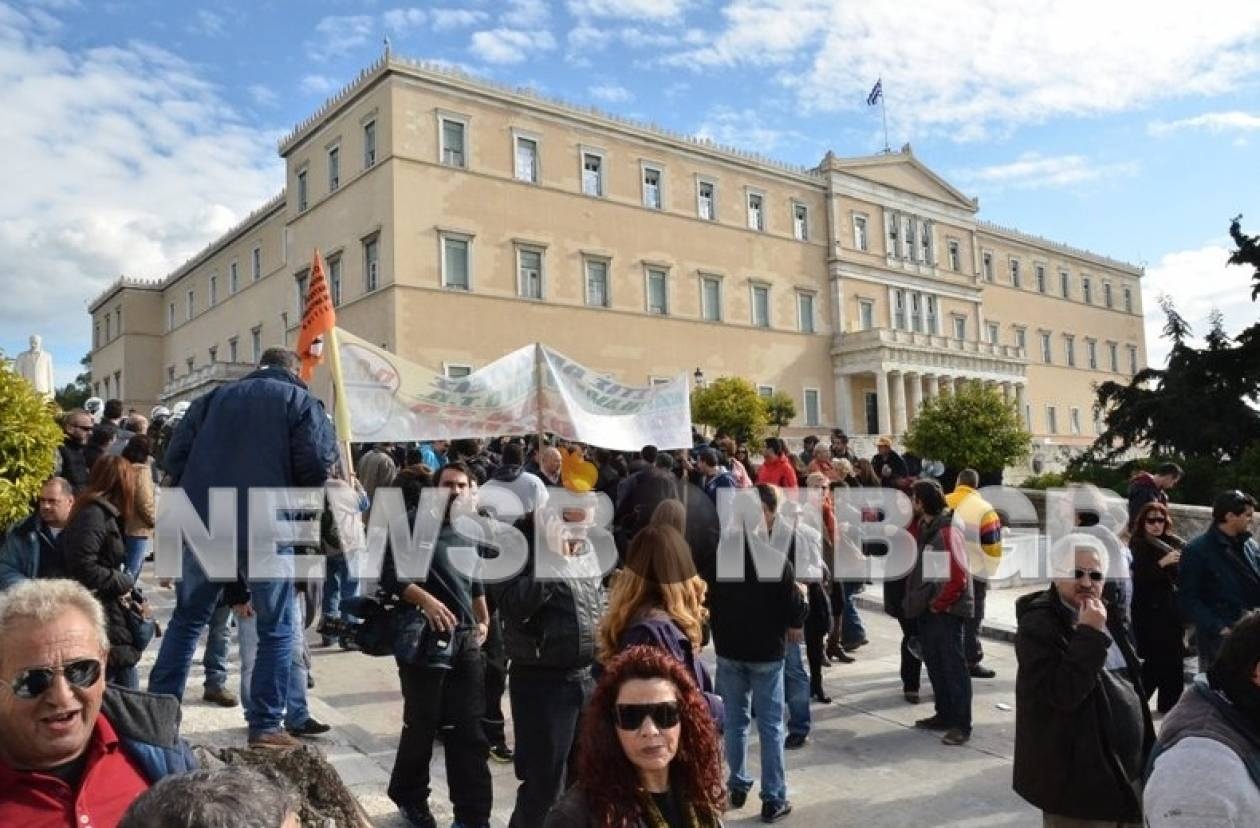 Εγκλώβισαν στο ΤΕΑΔΥ τον Γ. Βρούτση