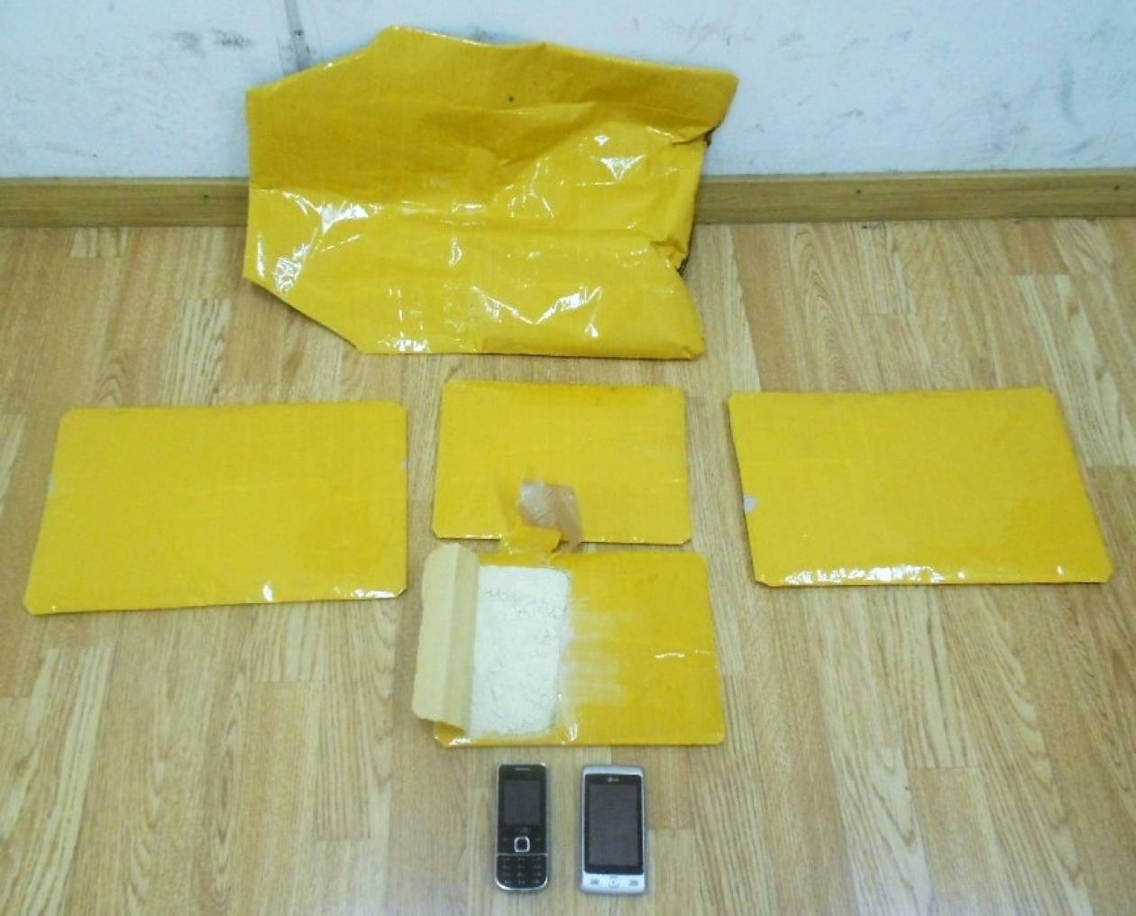 Προσπάθησε να εισάγει 3,4 κιλά ηρωίνη (pics)