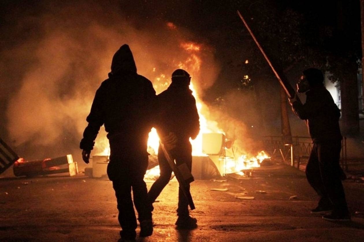 Επίθεση κουκουλοφόρων σε φοιτητές στο Πανεπιστήμιο Μακεδονίας