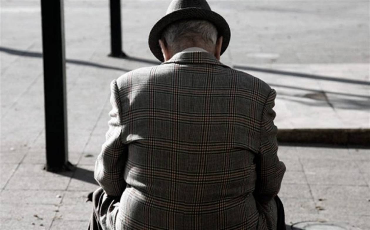 ΟΑΕΕ: Με τη σύνταξη Ιουλίου το ΕΚΑΣ