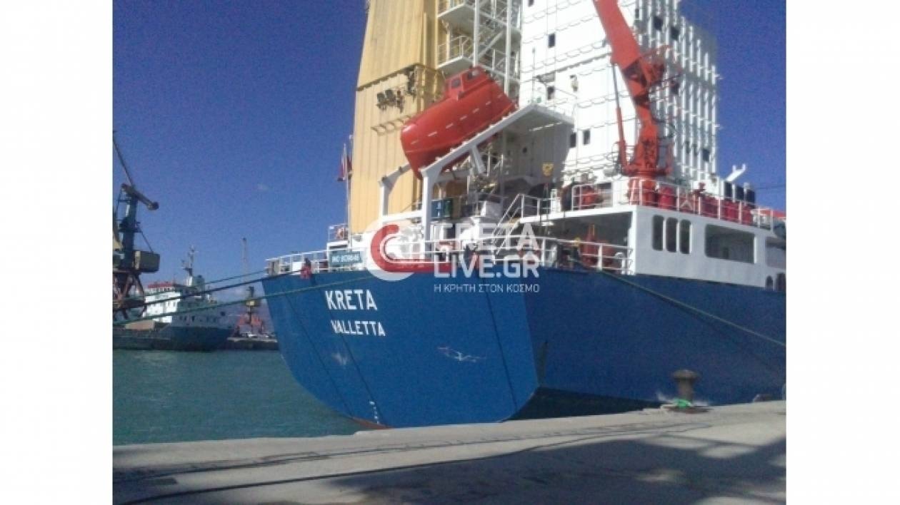 Κρήτη: Πλοία ... τράκαραν στο λιμάνι!