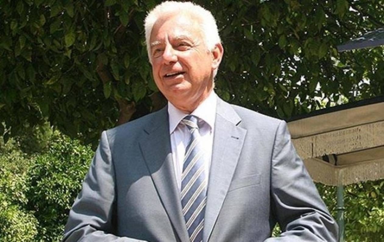 Λύση και πάλι ο Πικραμένος;