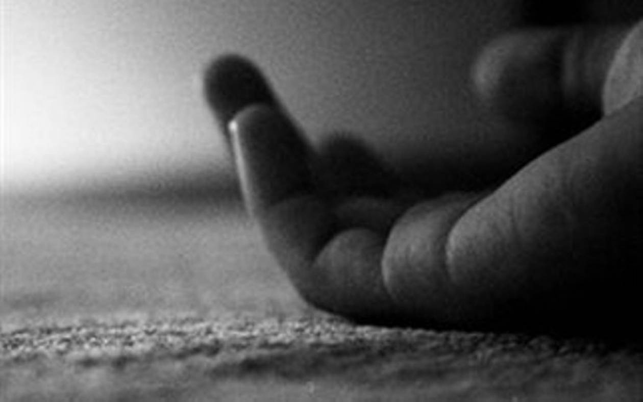 23χρονος αυτοκτόνησε σε παιδική χαρά