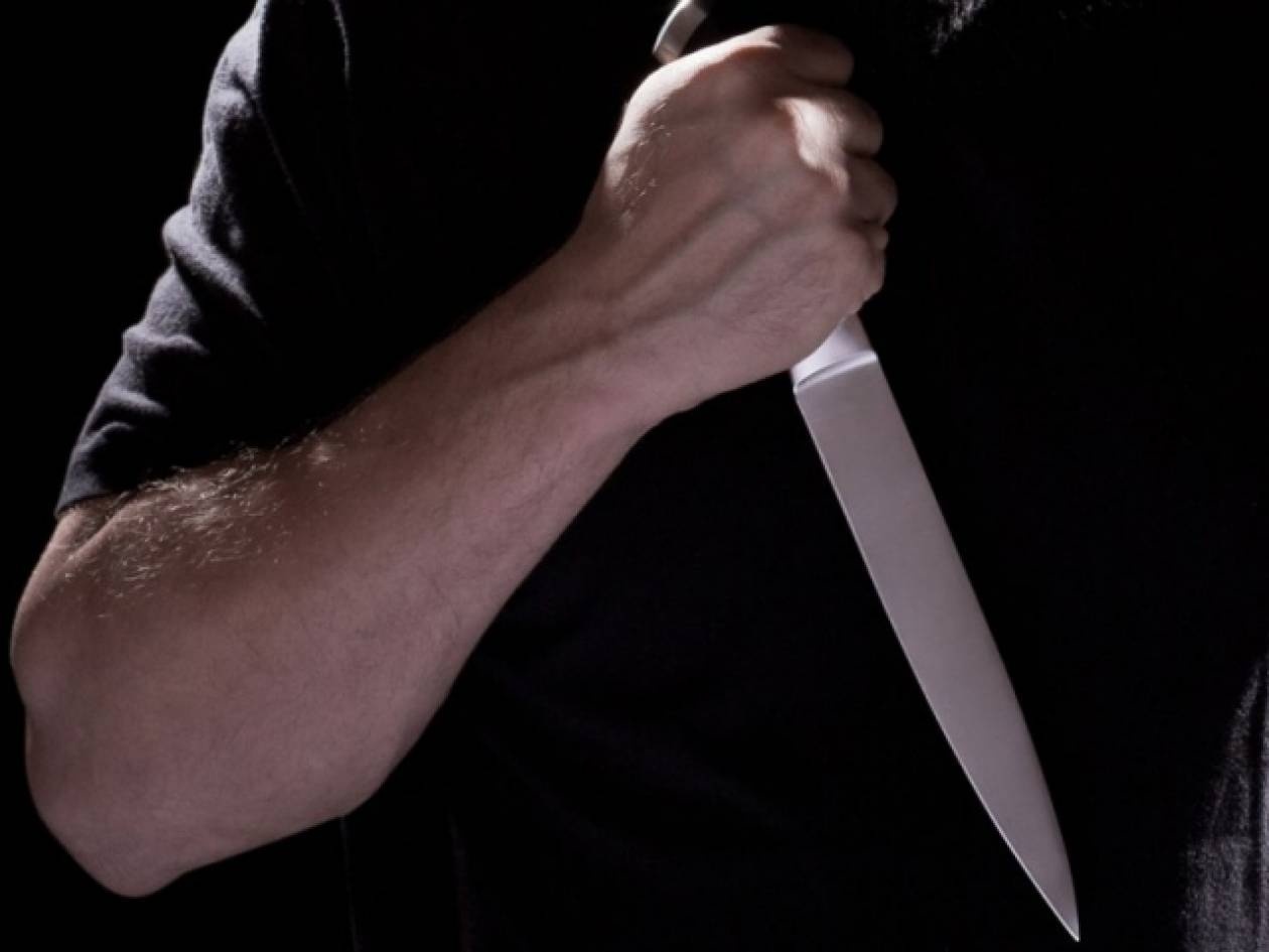 Ρόδος: Τον μαχαίρωσε στη μέση του δρόμου