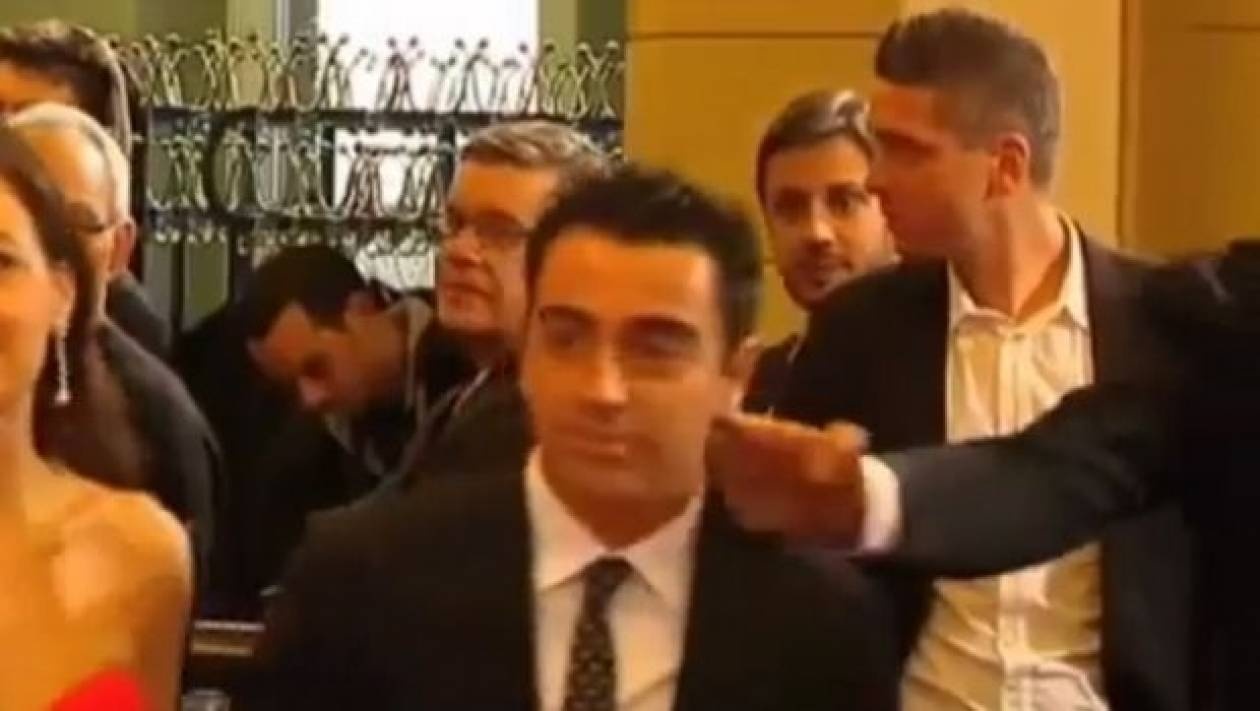 Η φάπα του Ζλάταν στον Τσάβι! (video)