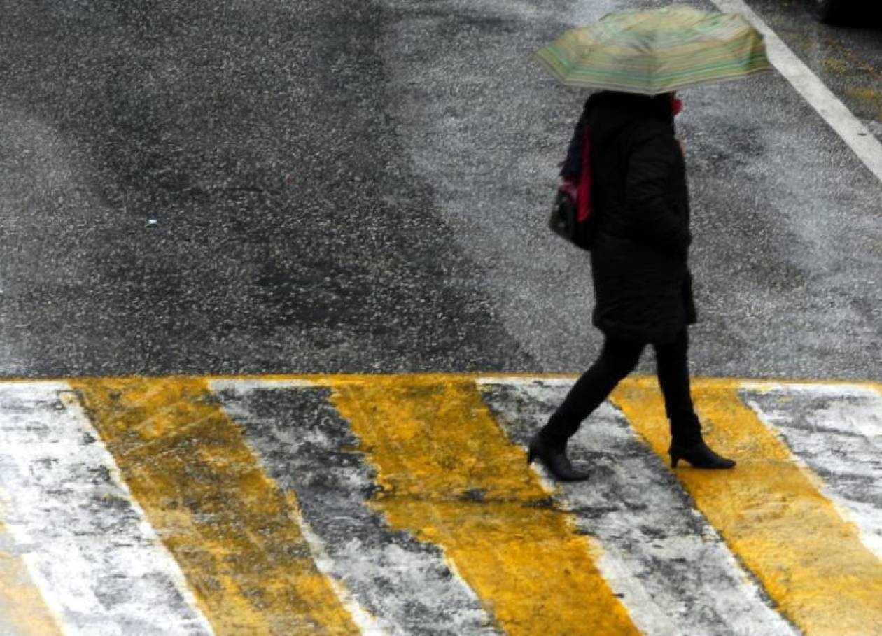 Νεφώσεις και τοπικές βροχές την Παρασκευή