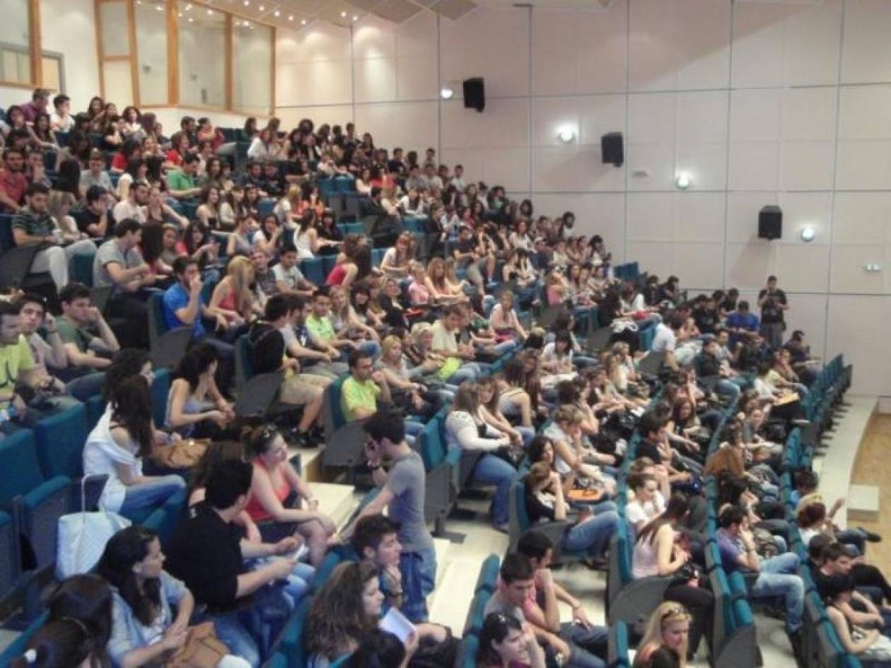 Διαγράφονται 180.000 «αιώνιοι φοιτητές»