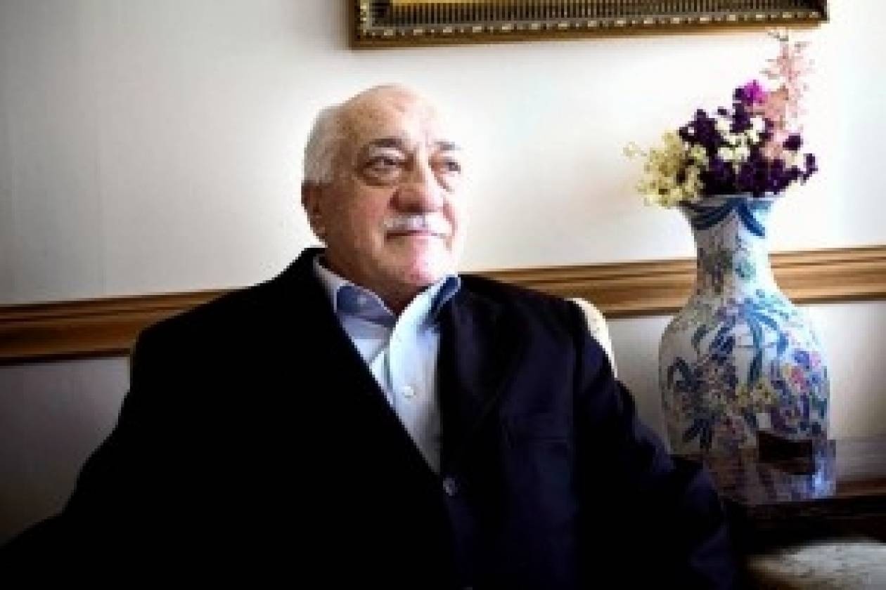 Νέες βολές Γκιουλέν κατά Ερντογάν