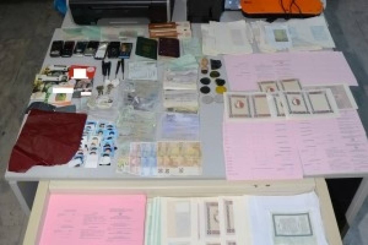 Εργαστήριο πλαστών εγγράφων στην Κυψέλη