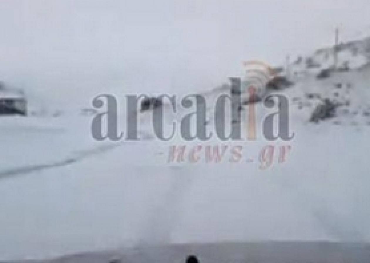 Χιόνια ακόμη και στο κέντρο της Τρίπολης