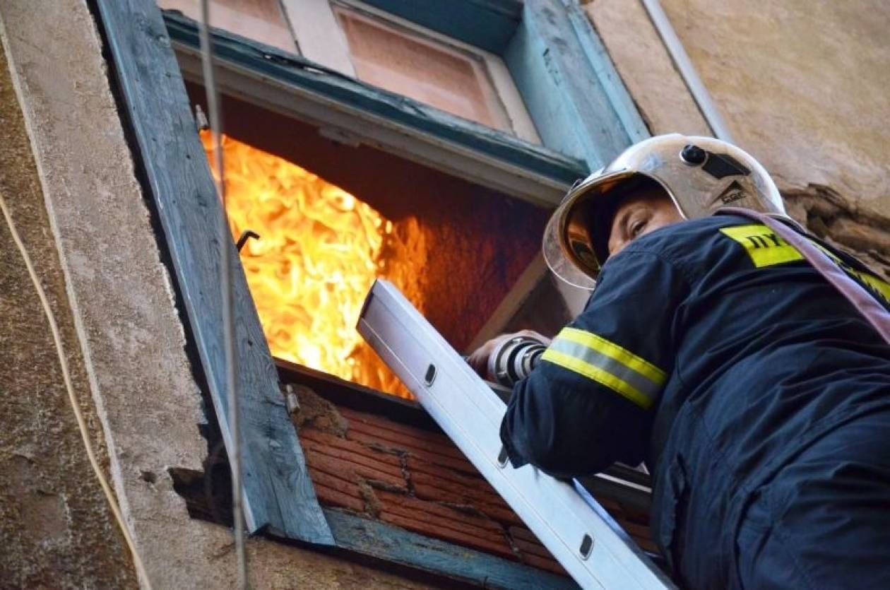 Φωτιά σε διαμέρισμα στα Σεπόλια