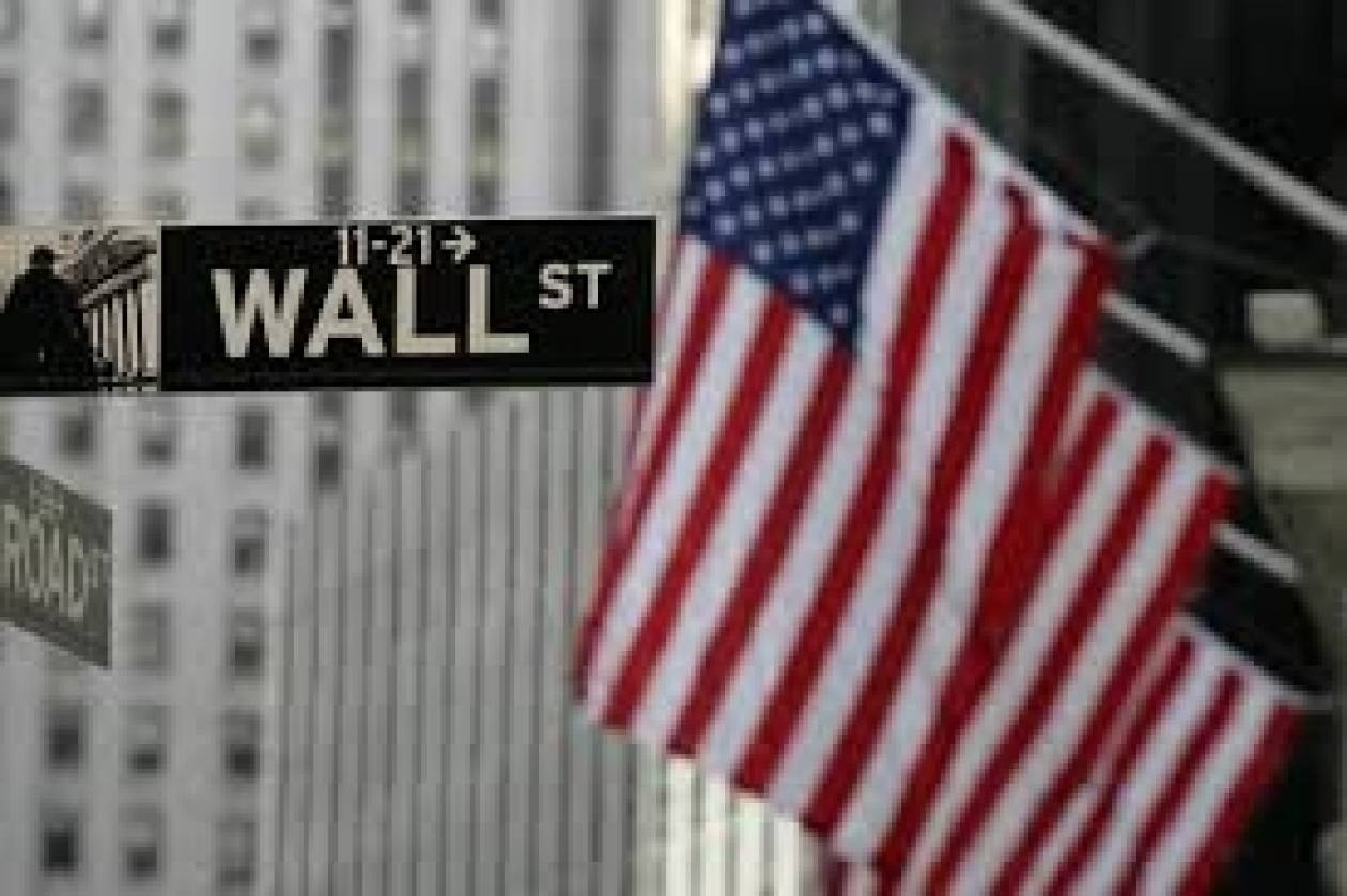 Μικρή άνοδος στη Wall Street